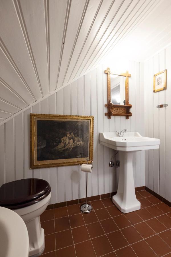 Villa Waering Husrum & Frukost Varberg Exterior foto